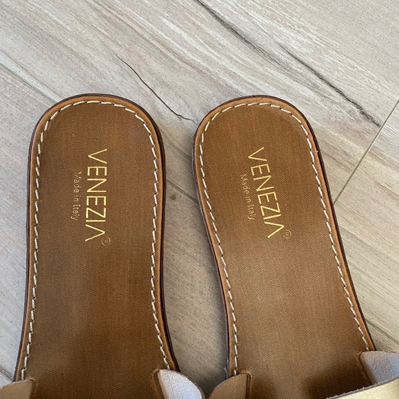 Venezia Leather Sandals - Picture 6 of 7